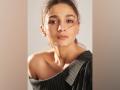 'Feel honoured and humbled', says Alia Bhatt on being invited to be part of Oscar academy - Hindi News | 'Feel honoured and humbled', says Alia Bhatt on being invited to be part of Oscar academy | Latest entertainment News at Lokmattimes.com