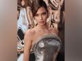 Kendall Jenner shares steamy picture, leaving her sisters stunned - Hindi News | Kendall Jenner shares steamy picture, leaving her sisters stunned | Latest entertainment News at Lokmattimes.com
