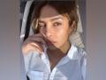Priyanka Chopra shares sunkissed selfie, fans call her 'queen' - Hindi News | Priyanka Chopra shares sunkissed selfie, fans call her 'queen' | Latest entertainment News at Lokmattimes.com