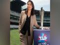 Kareena Kapoor Khan unveils ICC Women's T20 World Cup trophy - Hindi News | Kareena Kapoor Khan unveils ICC Women's T20 World Cup trophy | Latest cricket News at Lokmattimes.com