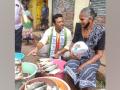 TMC's Leander Paes visits fish market in Assolna, campaigns for Goa assembly polls - Hindi News | TMC's Leander Paes visits fish market in Assolna, campaigns for Goa assembly polls | Latest national News at Lokmattimes.com