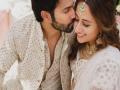 Varun Dhawan expresses gratitude to 'everyone' post marriage with Natasha Dalal - Hindi News | Varun Dhawan expresses gratitude to 'everyone' post marriage with Natasha Dalal | Latest entertainment News at Lokmattimes.com