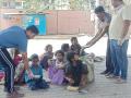COVID-19 lockdown: RSS Swayamsevaks distributes essential groceries in Bengaluru - Hindi News | COVID-19 lockdown: RSS Swayamsevaks distributes essential groceries in Bengaluru | Latest national News at Lokmattimes.com
