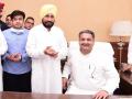 Sangrur MLA Vijay Inder Singla takes charge as PWD, Administrative Reforms minister in Punjab - Hindi News | Sangrur MLA Vijay Inder Singla takes charge as PWD, Administrative Reforms minister in Punjab | Latest national News at Lokmattimes.com