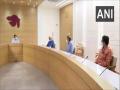 Gujarat CM Vijay Rupani meets AIIMS Director over COVID-19 situation - Hindi News | Gujarat CM Vijay Rupani meets AIIMS Director over COVID-19 situation | Latest national News at Lokmattimes.com