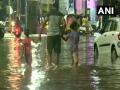 Parts of Hyderabad witness waterlogging due to heavy rainfall - Hindi News | Parts of Hyderabad witness waterlogging due to heavy rainfall | Latest national News at Lokmattimes.com