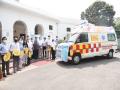Nitin Gadkari flags off 90 basic care ambulances for states, UTs - Hindi News | Nitin Gadkari flags off 90 basic care ambulances for states, UTs | Latest national News at Lokmattimes.com