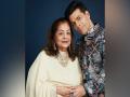 Karan Johar's mother Hiroo Johar undergoes knee replacement surgery - Hindi News | Karan Johar's mother Hiroo Johar undergoes knee replacement surgery | Latest entertainment News at Lokmattimes.com