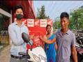 Guwahati daily wage labourer buys scooty using coins saved for 8 years - Hindi News | Guwahati daily wage labourer buys scooty using coins saved for 8 years | Latest national News at Lokmattimes.com