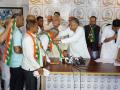 Three former Haryana MLAs, municipality Chairman join Congress - Hindi News | Three former Haryana MLAs, municipality Chairman join Congress | Latest politics News at Lokmattimes.com