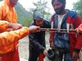 NDRF evacuates 6 stranded persons across swollen river in Himachal - Hindi News | NDRF evacuates 6 stranded persons across swollen river in Himachal | Latest national News at Lokmattimes.com