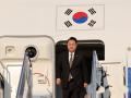 S.Korea's Yoon in US to attend trilateral summit with Biden, Japan's Kishida - Hindi News | S.Korea's Yoon in US to attend trilateral summit with Biden, Japan's Kishida | Latest politics News at Lokmattimes.com