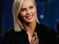 Charlize Theron says she's still recovering from 1990s beauty trends - Hindi News | Charlize Theron says she's still recovering from 1990s beauty trends | Latest international News at Lokmattimes.com