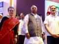 Be ready for more attacks, govt nervous with INDIA strength: Kharge at INDIA meet - Hindi News | Be ready for more attacks, govt nervous with INDIA strength: Kharge at INDIA meet | Latest politics News at Lokmattimes.com