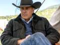 Kevin Costner threatens to sue 'Yellowstone' producers over royalty - Hindi News | Kevin Costner threatens to sue 'Yellowstone' producers over royalty | Latest international News at Lokmattimes.com