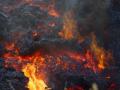 Red hot lava continues to flow from Iceland volcano after eruption - Hindi News | Red hot lava continues to flow from Iceland volcano after eruption | Latest international News at Lokmattimes.com