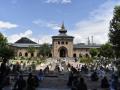 Friday prayers offered at Srinagar's Jamia Masjid after 30 weeks - Hindi News | Friday prayers offered at Srinagar's Jamia Masjid after 30 weeks | Latest national News at Lokmattimes.com