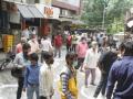 Social distancing norms go for a toss outside Delhi liquor shops - Hindi News | Social distancing norms go for a toss outside Delhi liquor shops | Latest health News at Lokmattimes.com