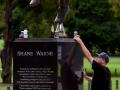 MCG stand to be renamed after Warne; fans lay meat pies, beer cans, cigarette pack at his statue - Hindi News | MCG stand to be renamed after Warne; fans lay meat pies, beer cans, cigarette pack at his statue | Latest cricket News at Lokmattimes.com