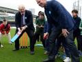 PM Boris Johnson, singer Mick Jagger lead England's tributes to Shane Warne - Hindi News | PM Boris Johnson, singer Mick Jagger lead England's tributes to Shane Warne | Latest cricket News at Lokmattimes.com