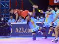 PKL 8: Naveen Kumar shines as Dabang Delhi overcome Yoddha's challenge - Hindi News | PKL 8: Naveen Kumar shines as Dabang Delhi overcome Yoddha's challenge | Latest other-sports News at Lokmattimes.com