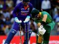 IND v SA, 1st ODI: Kuldeep castles Markram with ripper of delivery, recreates famous 2019 World Cup dismissal - Hindi News | IND v SA, 1st ODI: Kuldeep castles Markram with ripper of delivery, recreates famous 2019 World Cup dismissal | Latest cricket News at Lokmattimes.com