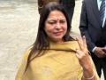 Vote for delivered promises instead of fake promises: Meenkashi Lekhi to Delhiites - Hindi News | Vote for delivered promises instead of fake promises: Meenkashi Lekhi to Delhiites | Latest national News at Lokmattimes.com