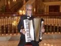 Meet India's only accordionist from Bengaluru- MB Prakash! - Hindi News | Meet India's only accordionist from Bengaluru- MB Prakash! | Latest national News at Lokmattimes.com