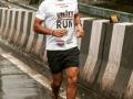 Milind Soman finishes 8-day barefoot run at Statue of Unity - Hindi News | Milind Soman finishes 8-day barefoot run at Statue of Unity | Latest entertainment News at Lokmattimes.com