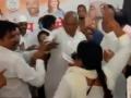 Cong woman beaten up in UP by party colleagues - Hindi News | Cong woman beaten up in UP by party colleagues | Latest politics News at Lokmattimes.com