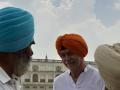 German Ambassador pays obeisance at Golden Temple - Hindi News | German Ambassador pays obeisance at Golden Temple | Latest politics News at Lokmattimes.com
