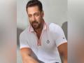 Salman khan's security beefed up after threat letter - Hindi News | Salman khan's security beefed up after threat letter | Latest maharashtra News at Lokmattimes.com