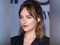 Dakota Johnson talks about depression in quarantine - Hindi News | Dakota Johnson talks about depression in quarantine | Latest entertainment News at Lokmattimes.com