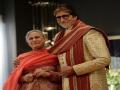 Amitabh shares throwback picture with Jaya to celebrate 49th wedding anniversary - Hindi News | Amitabh shares throwback picture with Jaya to celebrate 49th wedding anniversary | Latest maharashtra News at Lokmattimes.com