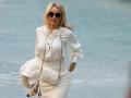 Pamela Anderson secretly married her bodyguard Dan Hayhurst - Hindi News | Pamela Anderson secretly married her bodyguard Dan Hayhurst | Latest entertainment News at Lokmattimes.com