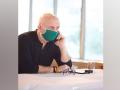 Behind every mask, there's person trying to be safe: Anupam Kher urges people to wear masks - Hindi News | Behind every mask, there's person trying to be safe: Anupam Kher urges people to wear masks | Latest entertainment News at Lokmattimes.com