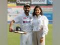 Anushka Sharma joins Virat Kohli during his 100th Test felicitation ceremony - Hindi News | Anushka Sharma joins Virat Kohli during his 100th Test felicitation ceremony | Latest entertainment News at Lokmattimes.com