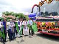 India-Bangladesh cross-border bus service flagged off from Agartala - Hindi News | India-Bangladesh cross-border bus service flagged off from Agartala | Latest international News at Lokmattimes.com
