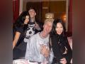 Travis Barker, Kourtney Kardashian join Megan Fox to celebrate Machine Gun Kelly's birthday - Hindi News | Travis Barker, Kourtney Kardashian join Megan Fox to celebrate Machine Gun Kelly's birthday | Latest entertainment News at Lokmattimes.com