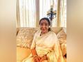 Madhuri Dixit, Shankar Mahadevan, others extend birthday wishes to Asha Bhosle - Hindi News | Madhuri Dixit, Shankar Mahadevan, others extend birthday wishes to Asha Bhosle | Latest entertainment News at Lokmattimes.com
