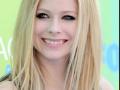 Avril Lavigne says teenage stardom was really awkward - Hindi News | Avril Lavigne says teenage stardom was really awkward | Latest entertainment News at Lokmattimes.com