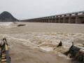 2K families affected by Krishna river flood in AP's Vijayawada - Hindi News | 2K families affected by Krishna river flood in AP's Vijayawada | Latest national News at Lokmattimes.com