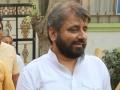 Gun, ammunition, cash recovred from aides of AAP MLA Amanatullah - Hindi News | Gun, ammunition, cash recovred from aides of AAP MLA Amanatullah | Latest national News at Lokmattimes.com