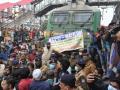 Massive protest in Patna, Arrah against RRB exam move, rail tracks blocked - Hindi News | Massive protest in Patna, Arrah against RRB exam move, rail tracks blocked | Latest politics News at Lokmattimes.com