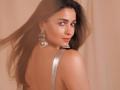 Modesty a la Alia Bhatt: 'I don't think I have mastered everything' - Hindi News | Modesty a la Alia Bhatt: 'I don't think I have mastered everything' | Latest entertainment News at Lokmattimes.com