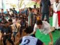 Rahul takes up push-up challenge at Kanyakumari - Hindi News | Rahul takes up push-up challenge at Kanyakumari | Latest politics News at Lokmattimes.com