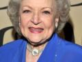 'Golden Girls' star, TV legend Betty White passes away - Hindi News | 'Golden Girls' star, TV legend Betty White passes away | Latest entertainment News at Lokmattimes.com