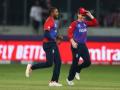 T20 World Cup: England bundle out Australia for 125 - Hindi News | T20 World Cup: England bundle out Australia for 125 | Latest cricket News at Lokmattimes.com