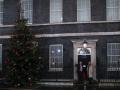 UK govt adviser resigns amid Downing Street Christmas party video row - Hindi News | UK govt adviser resigns amid Downing Street Christmas party video row | Latest politics News at Lokmattimes.com