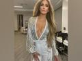 JLO shares stunning BTS pictures from 'Vax Live concert by Global Citizen' - Hindi News | JLO shares stunning BTS pictures from 'Vax Live concert by Global Citizen' | Latest entertainment News at Lokmattimes.com